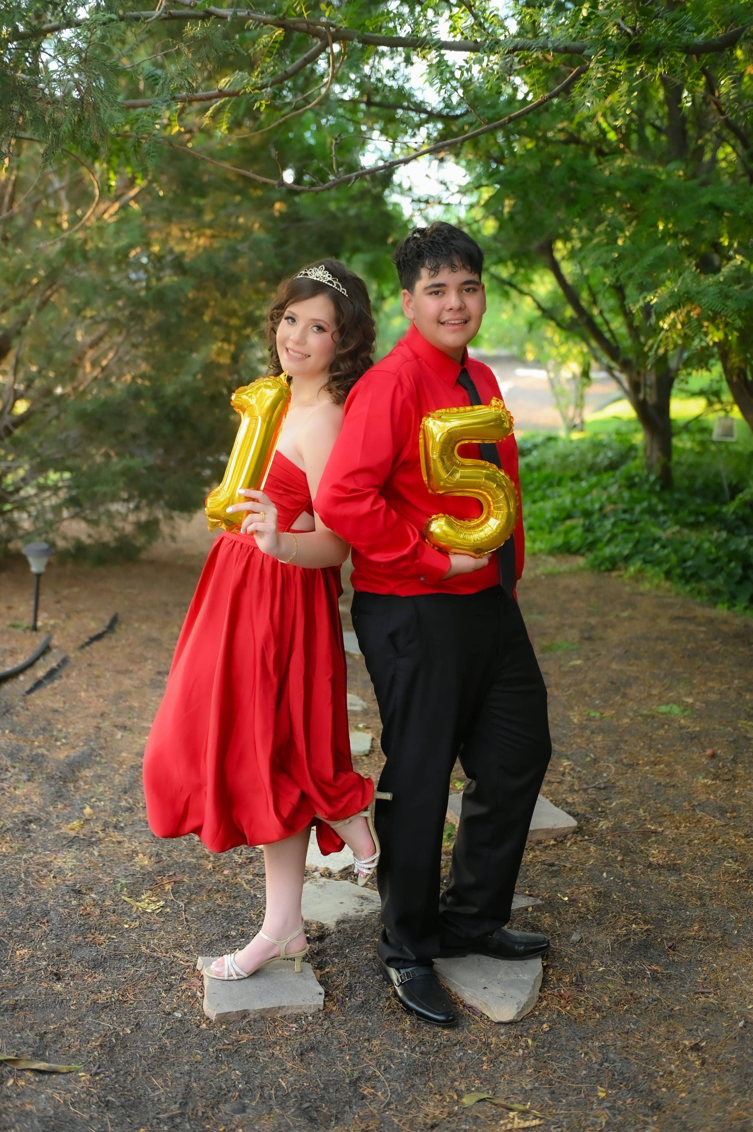Alexia and Alejandro Lizárraga, XV Años portrait session